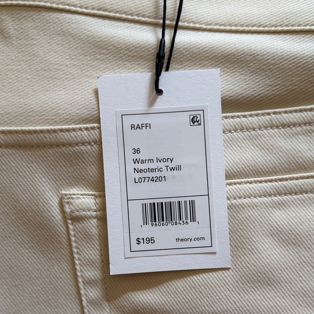 Theory Cream Raffi neoteric twill - Picture 3 of 11
